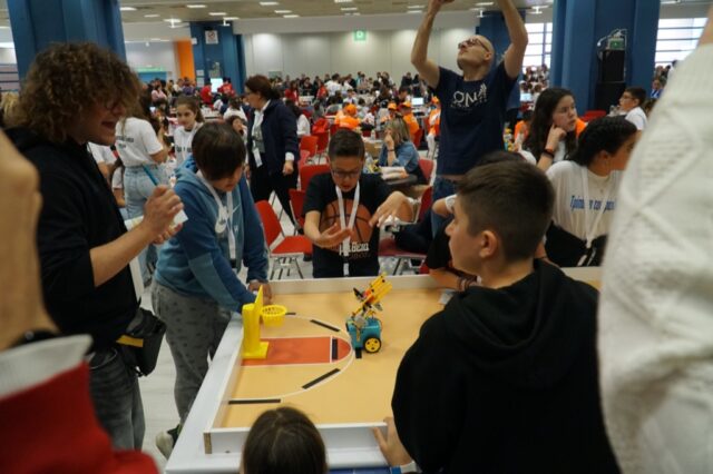 bastemball stem competition microbit tpbot elecfreacks makecode