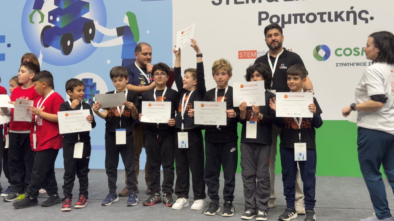 red storm stem roboμάθεια βραβείο πανελλήνιος διαγωνισμός εκπαιδευτική ρομποτική αγωνιστική ρομποτική δημοτικό καινοτομία lego