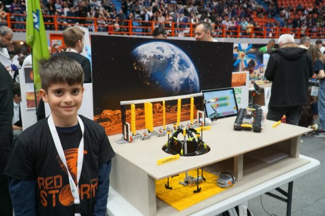 red storm stem roboμάθεια βραβείο πανελλήνιος διαγωνισμός εκπαιδευτική ρομποτική αγωνιστική ρομποτική δημοτικό καινοτομία lego