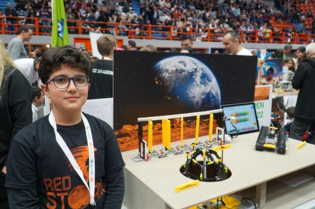 red storm stem roboμάθεια βραβείο πανελλήνιος διαγωνισμός εκπαιδευτική ρομποτική αγωνιστική ρομποτική δημοτικό καινοτομία lego